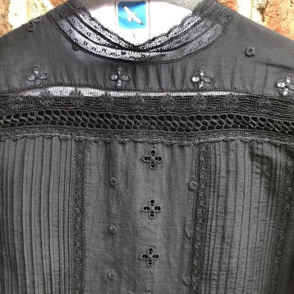 Ulla Johnson embroidered eyelet lace top, size 2 in black - Picture 4 of 15